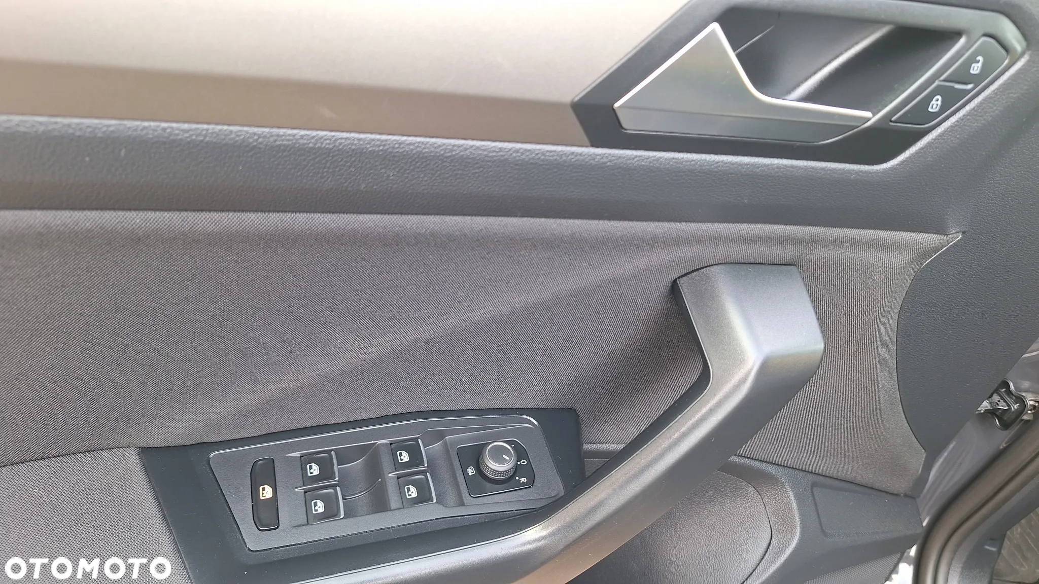 Volkswagen T-Roc 1.5 TSI GPF ACT Active DSG - 38