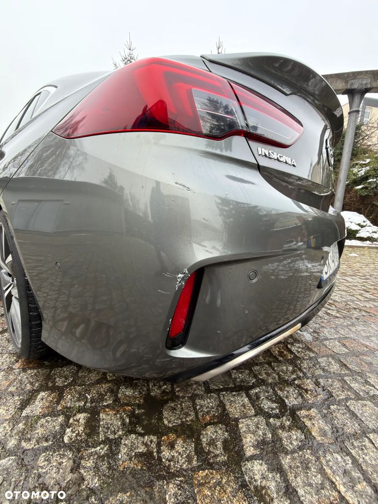 Opel Insignia 2.0 CDTI 4x4 GSi S&S - 17