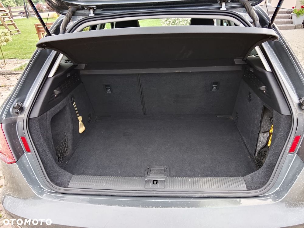Audi A3 Sportback - 12