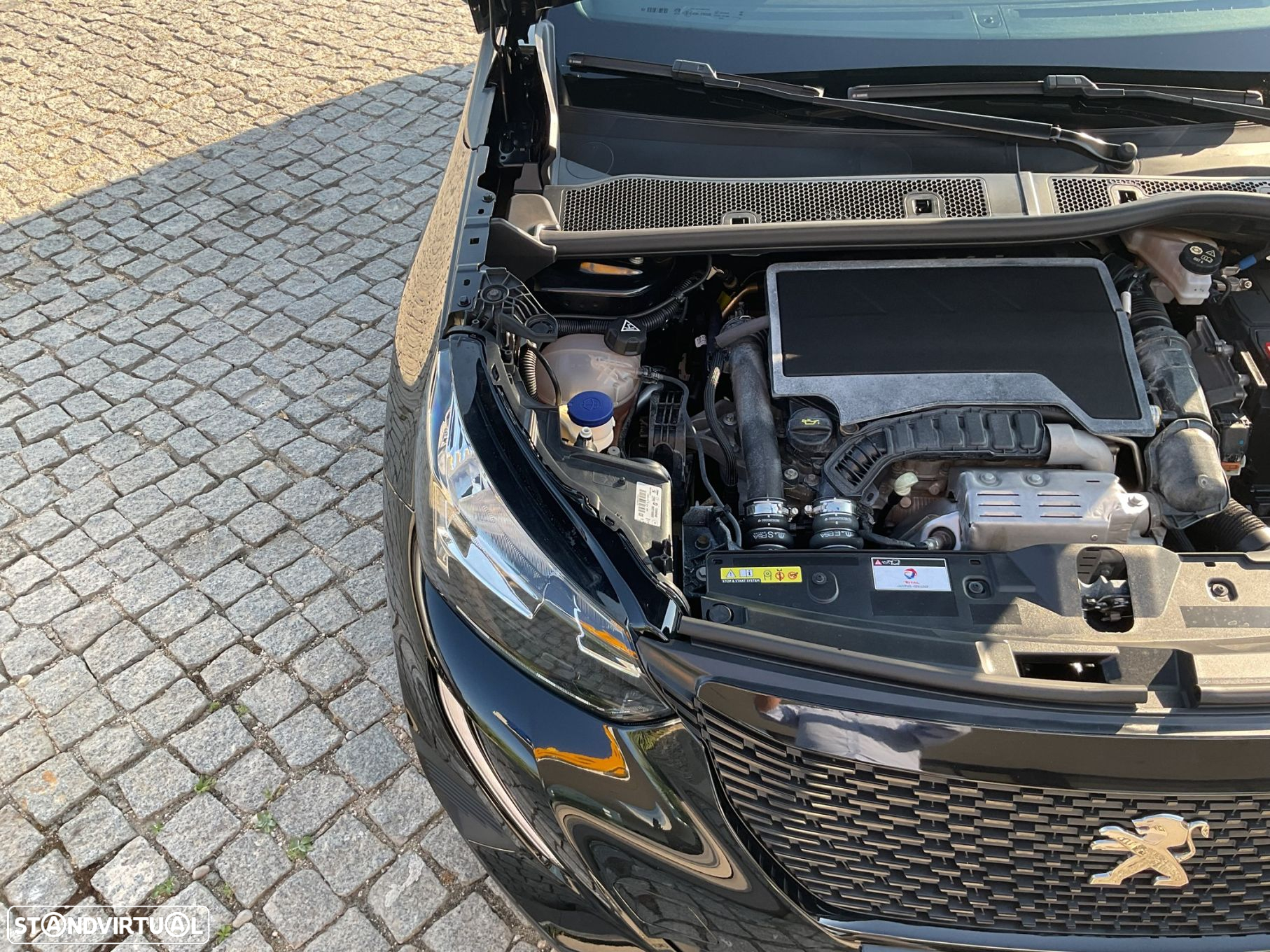 Peugeot 2008 1.2 PureTech Active Pack - 38