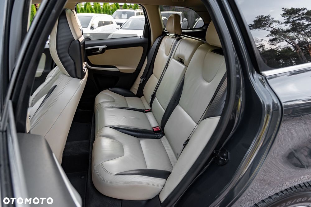 Volvo XC 60 D5 AWD RDesign - 20