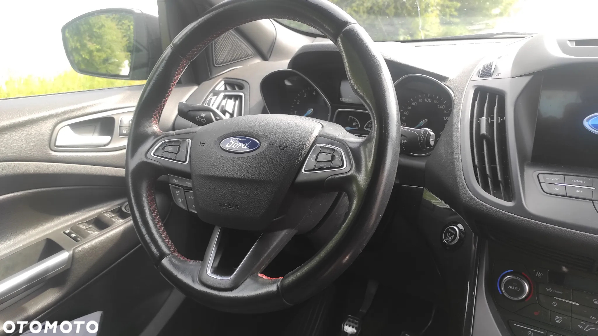 Ford Kuga 1.5 EcoBoost FWD ST-Line ASS MMT6 - 7