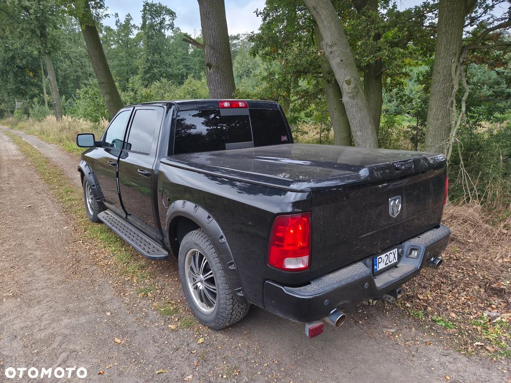 Dodge RAM 1500 5.7 4x4 - 7
