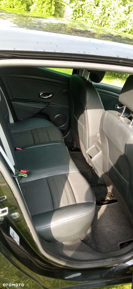 Renault Megane 1.5 dCi Bose EDC - 14