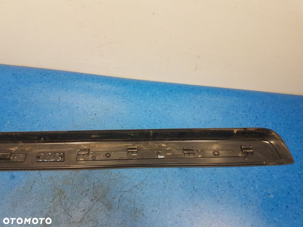 BMW 6 E63  LISTWA OZDOBNA PROGU PRAWA 7896636 - 8