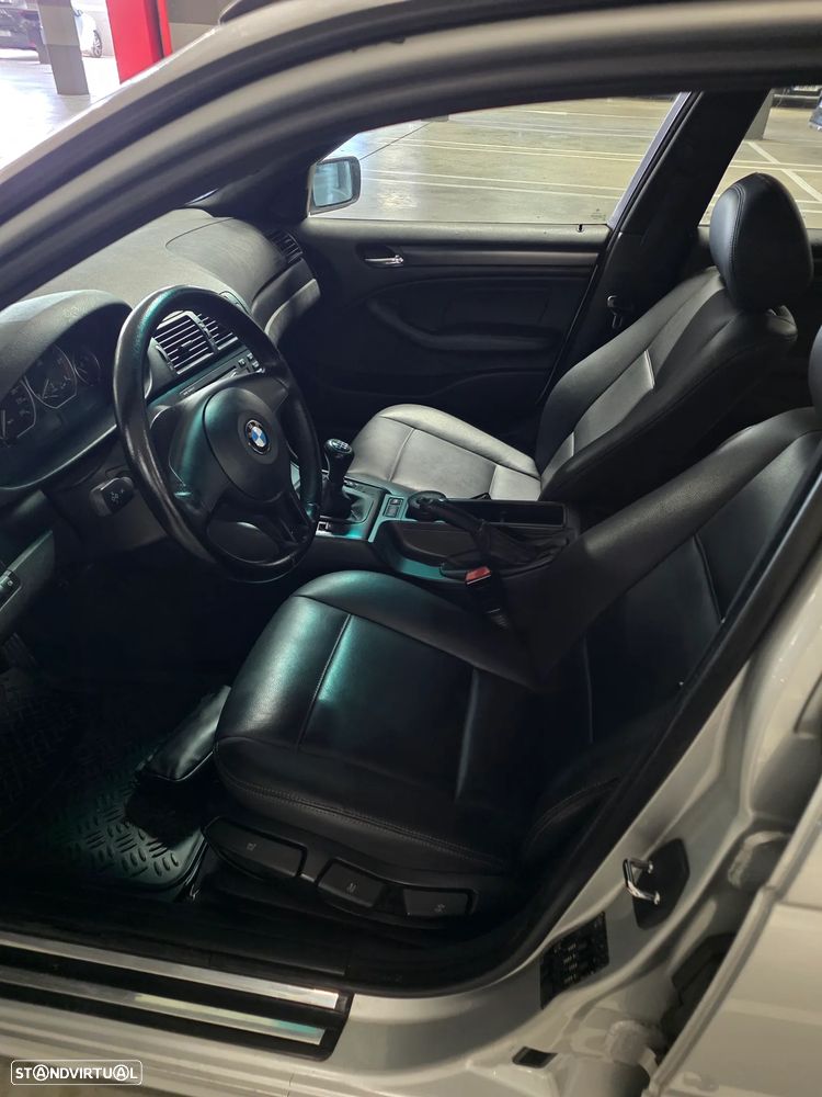 BMW 320 d Dynamic — fotografia 14