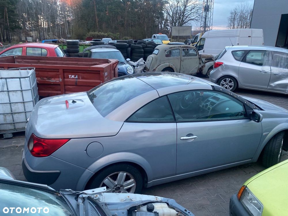 KLAPA BAGAŻNIKA TYŁ KPL CABRIO TEA19 MEGANE II 02-05 - 3