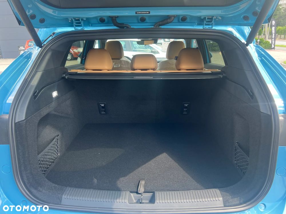 MG HS 1.5 T-GDI Excite DCT - 9