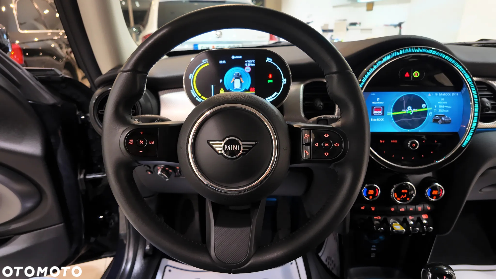 MINI Cooper SE - 26