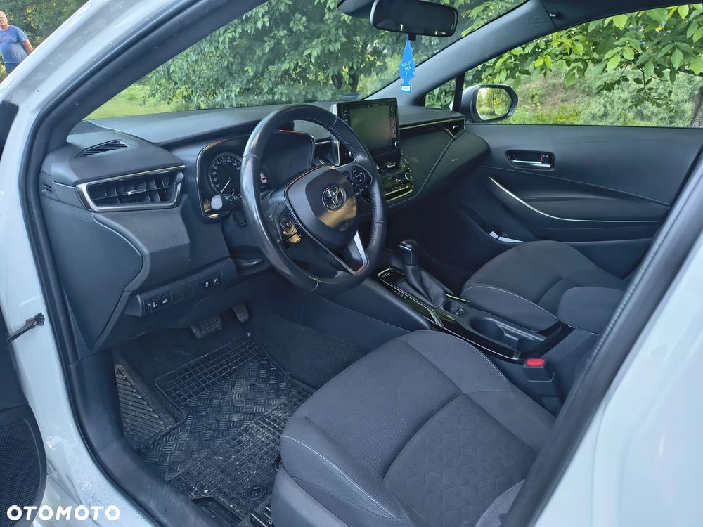 Toyota Corolla 1.8 Hybrid Comfort - 4