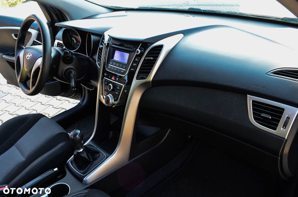 Hyundai i30 1.4 Comfort - 36