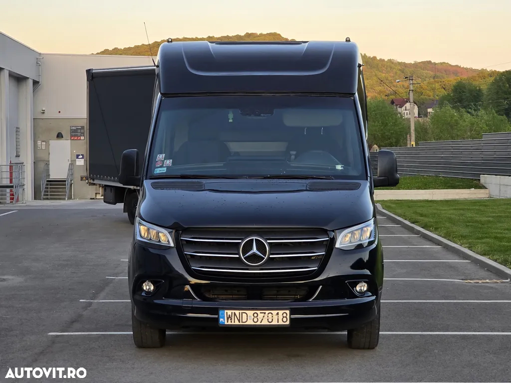 Mercedes-Benz Sprinter - 13