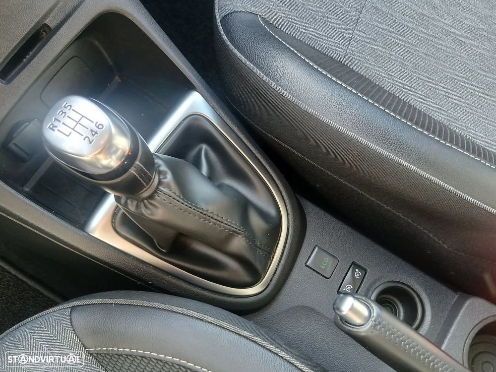 Renault Captur 1.5 dCi Exclusive XMOD - 31
