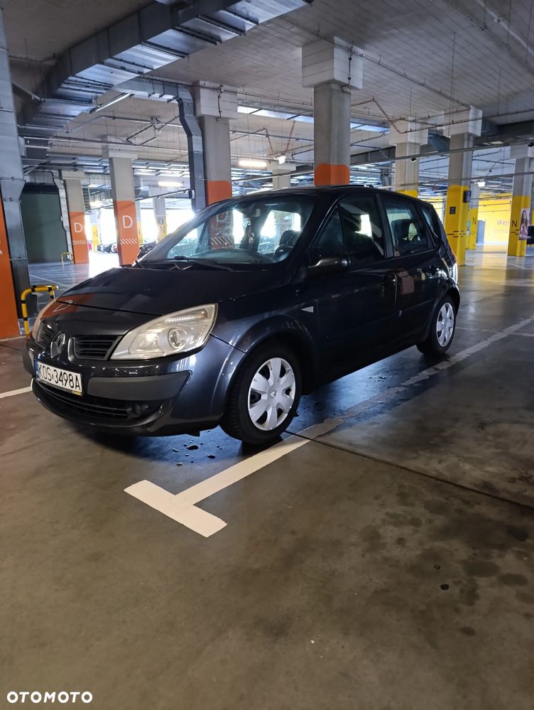 Renault Scenic 1.9 dCi FAP Conquest - 3