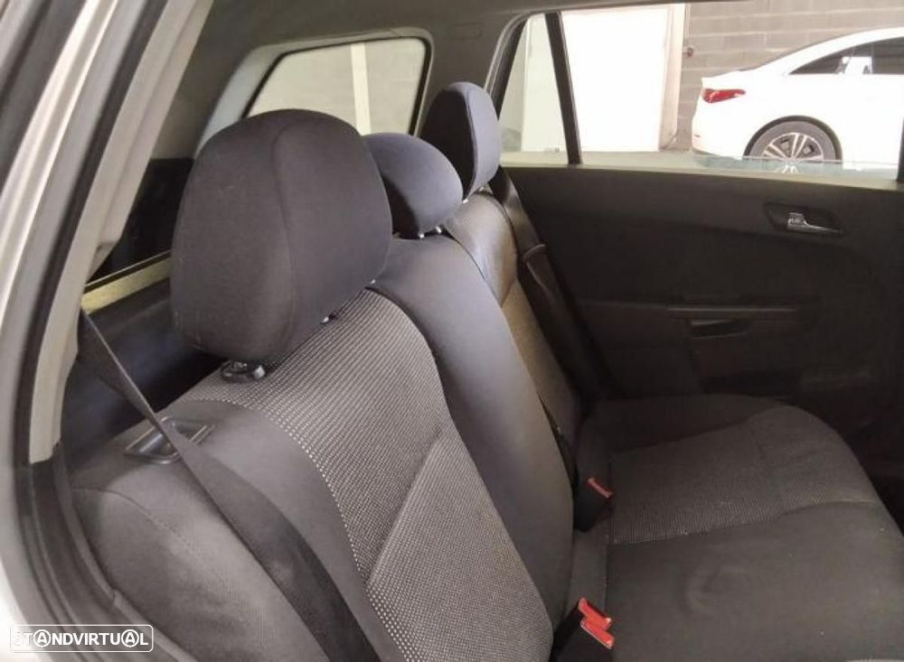 Opel Astra Sports Tourer - 3