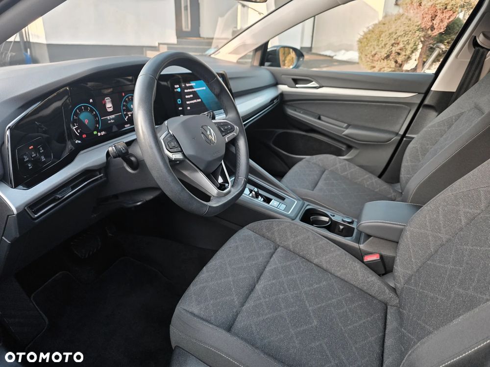 Volkswagen Golf 1.5 eTSI OPF DSG Life - 25