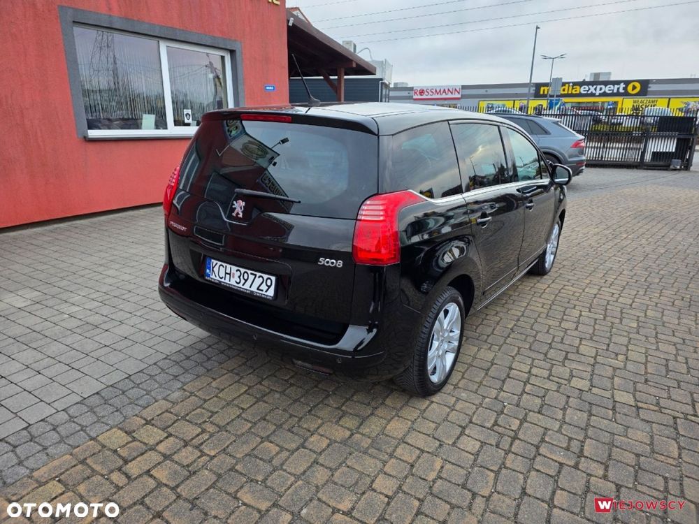 Peugeot 5008 - 12