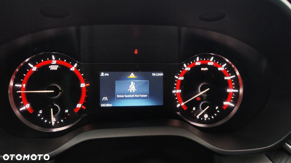 Maxus Deliver 9 - 32