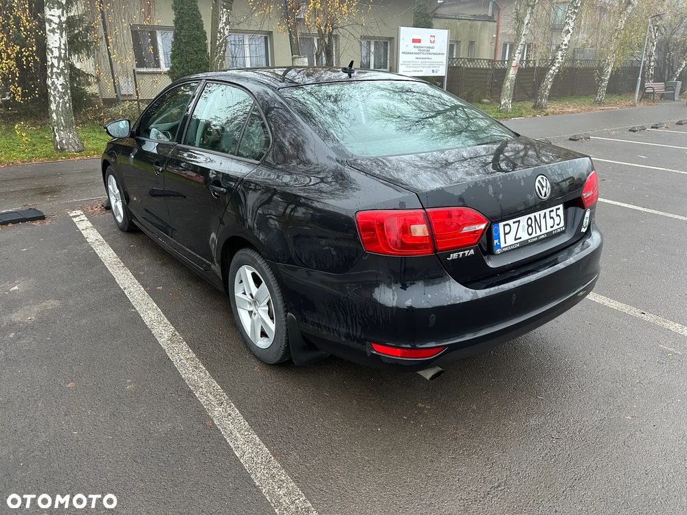 Volkswagen Jetta 1.2 TSI Comfortline - 8