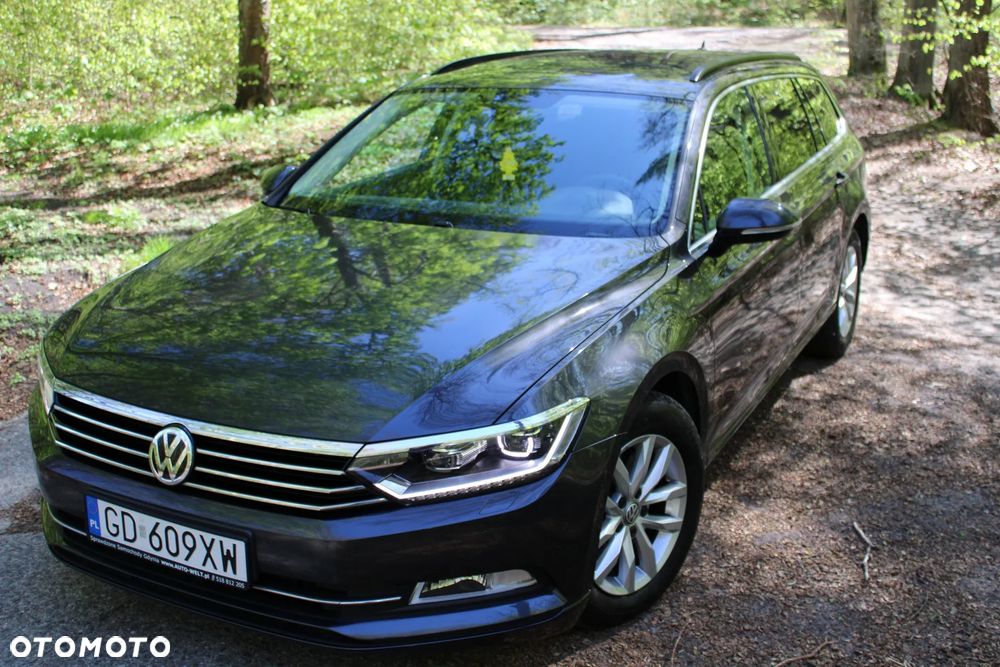 Volkswagen Passat 2.0 TDI SCR Comfortline DSG - 2