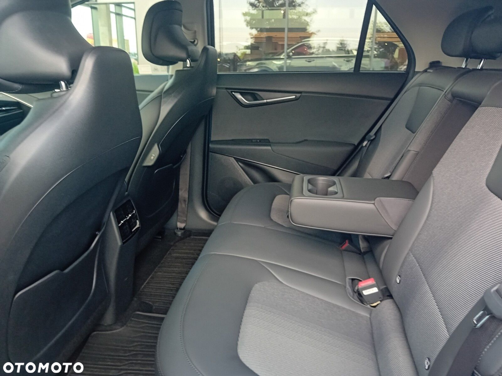 Kia Niro - 18