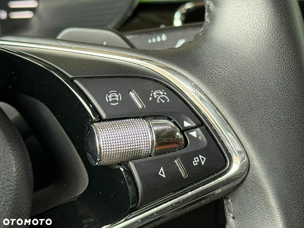 Skoda Superb 2.0 TDI SCR L&K DSG - 17