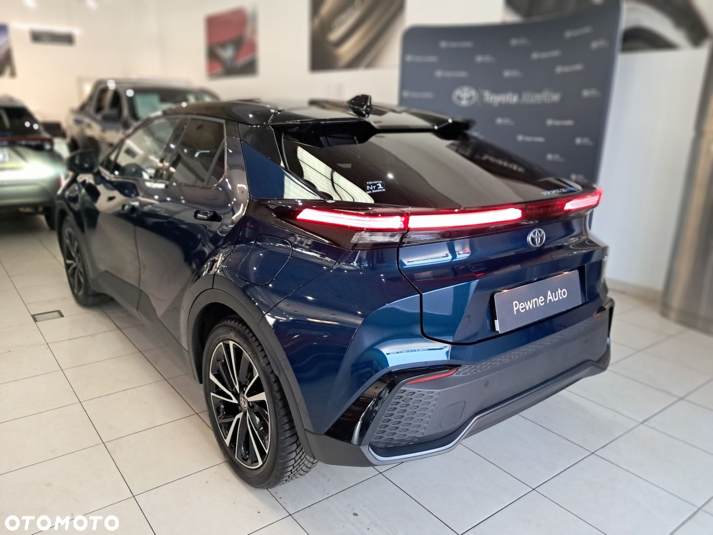 Toyota C-HR - 2