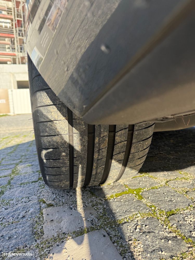 Mercedes-Benz E 300 de AMG Line - 36