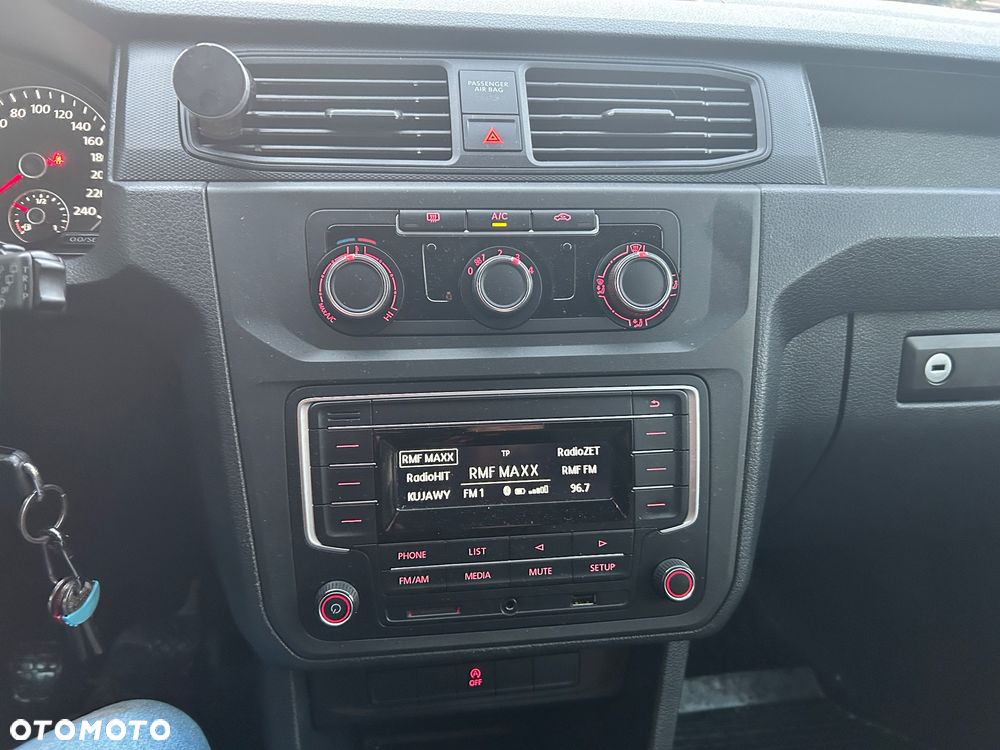 Volkswagen CADDY MAXI - 18