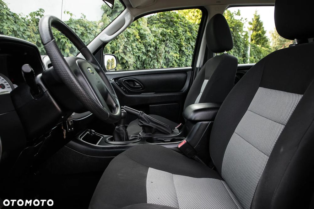 Ford Maverick 2.3 - 15