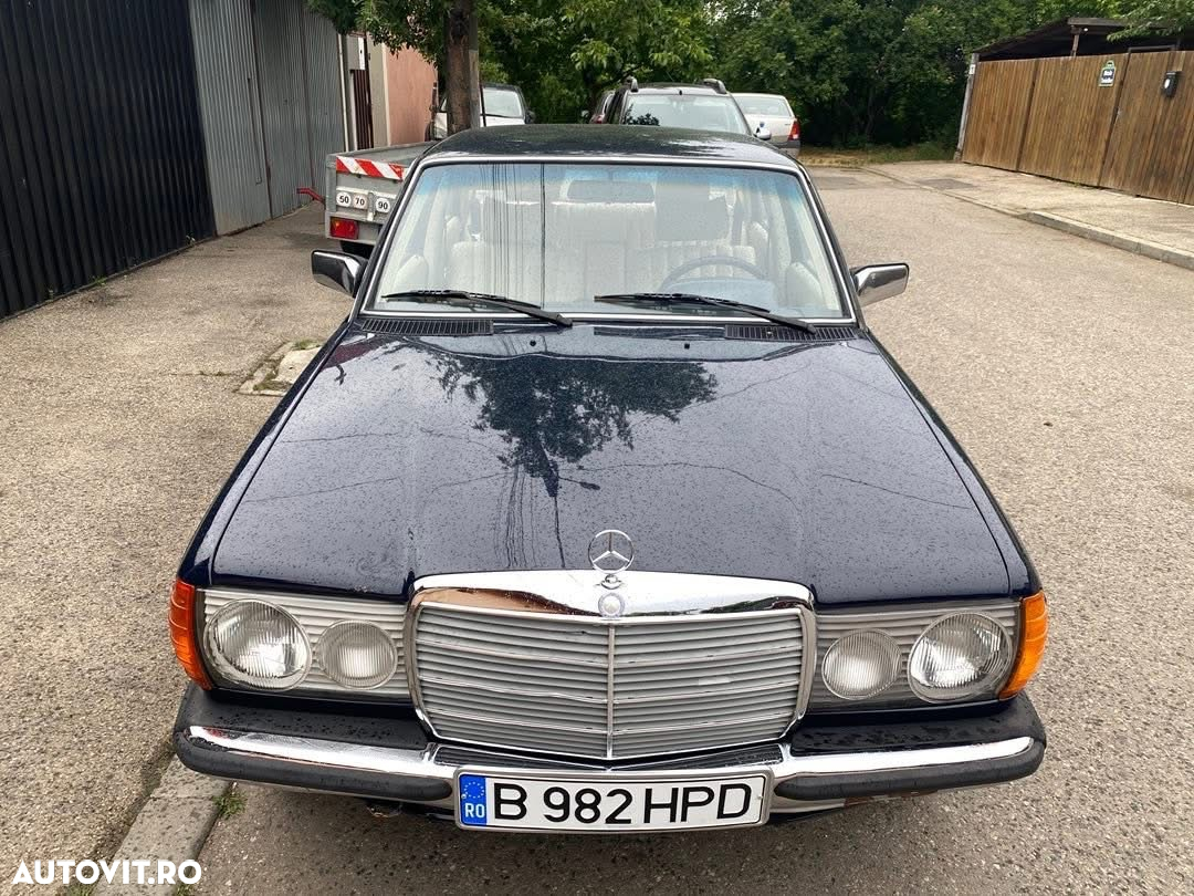 Mercedes-Benz W201 - 19