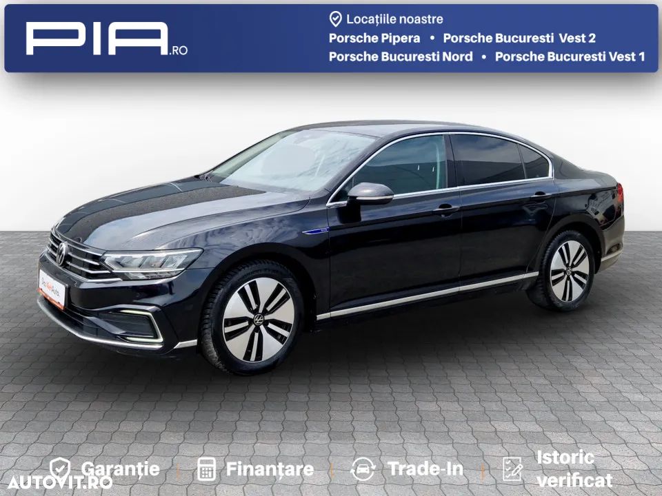 Volkswagen Passat - 2