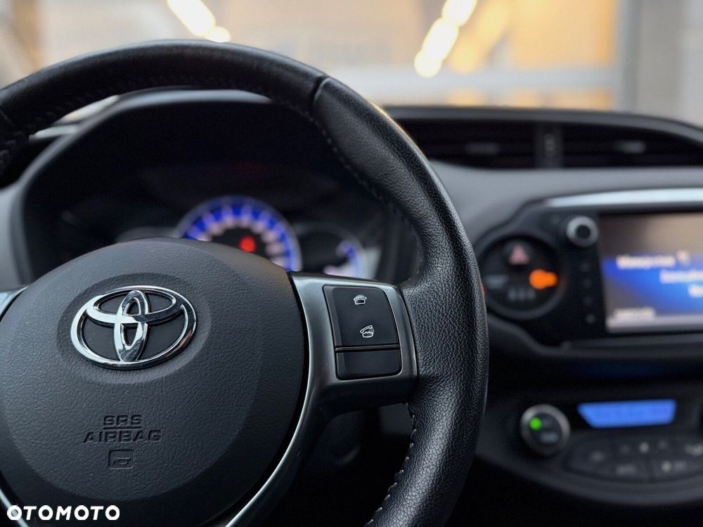 Toyota Yaris - 18