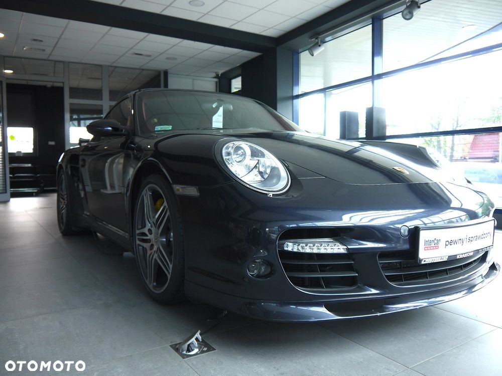 Porsche 911 - 26