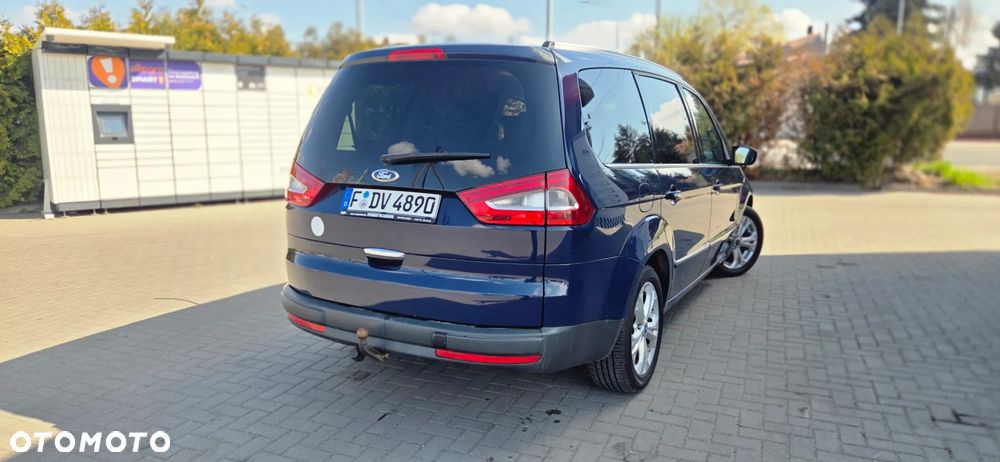 Ford Galaxy 2.0 TDCi Ghia - 12
