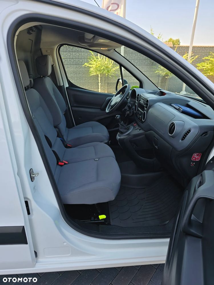 Peugeot PARTNER CHŁODNIA -20 CARPOL 29Tyś km SALON PL STAN JAK NOWY KLIMA ELEKTRYKA OPONY ZIMA LATO - 28