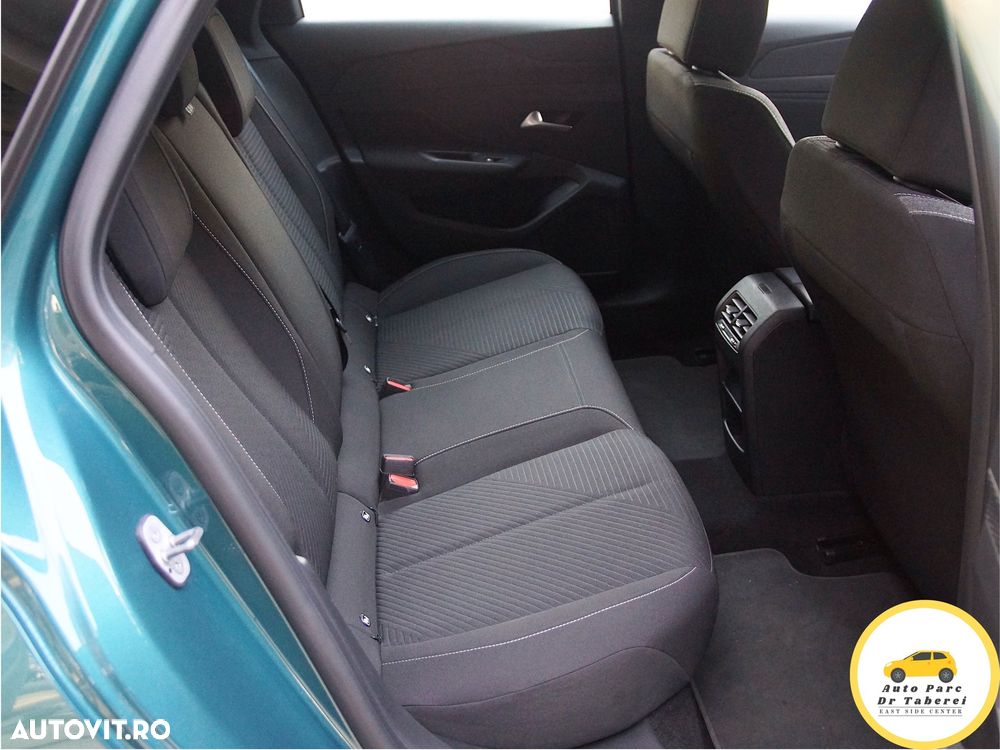 Peugeot 308 1.2 L PureTech Turbo S&S EAT8 Active Pack - 32