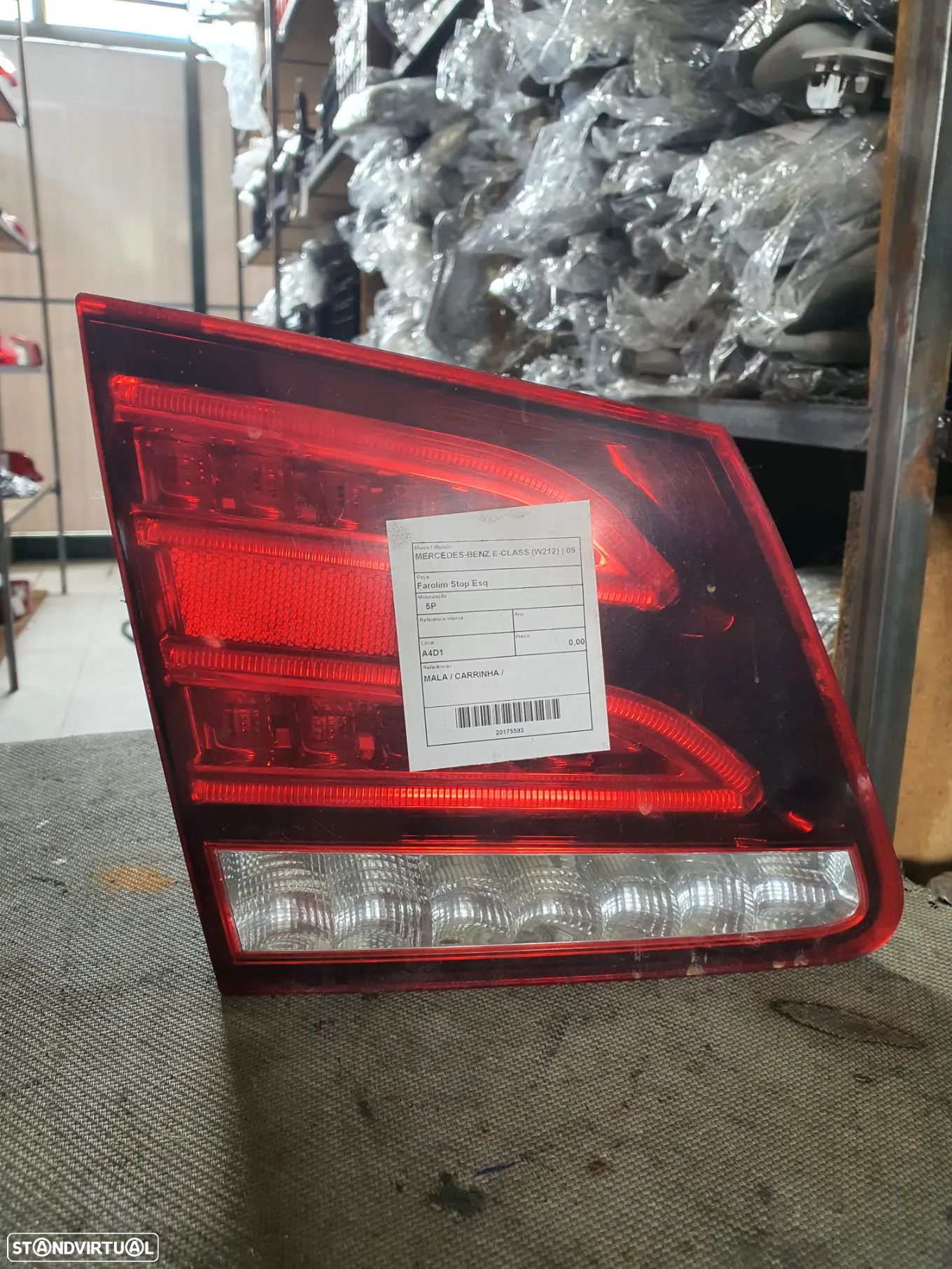 FAROLIM ESQUERDO MALA MERCEDES-BENZ W212 / A2129061903 - 1