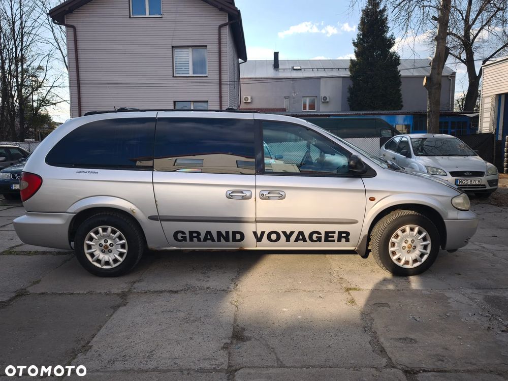 Chrysler Grand Voyager 2.5L CRD LX - 4
