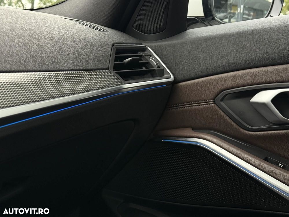 BMW Seria 3 320e AT PHEV - 33