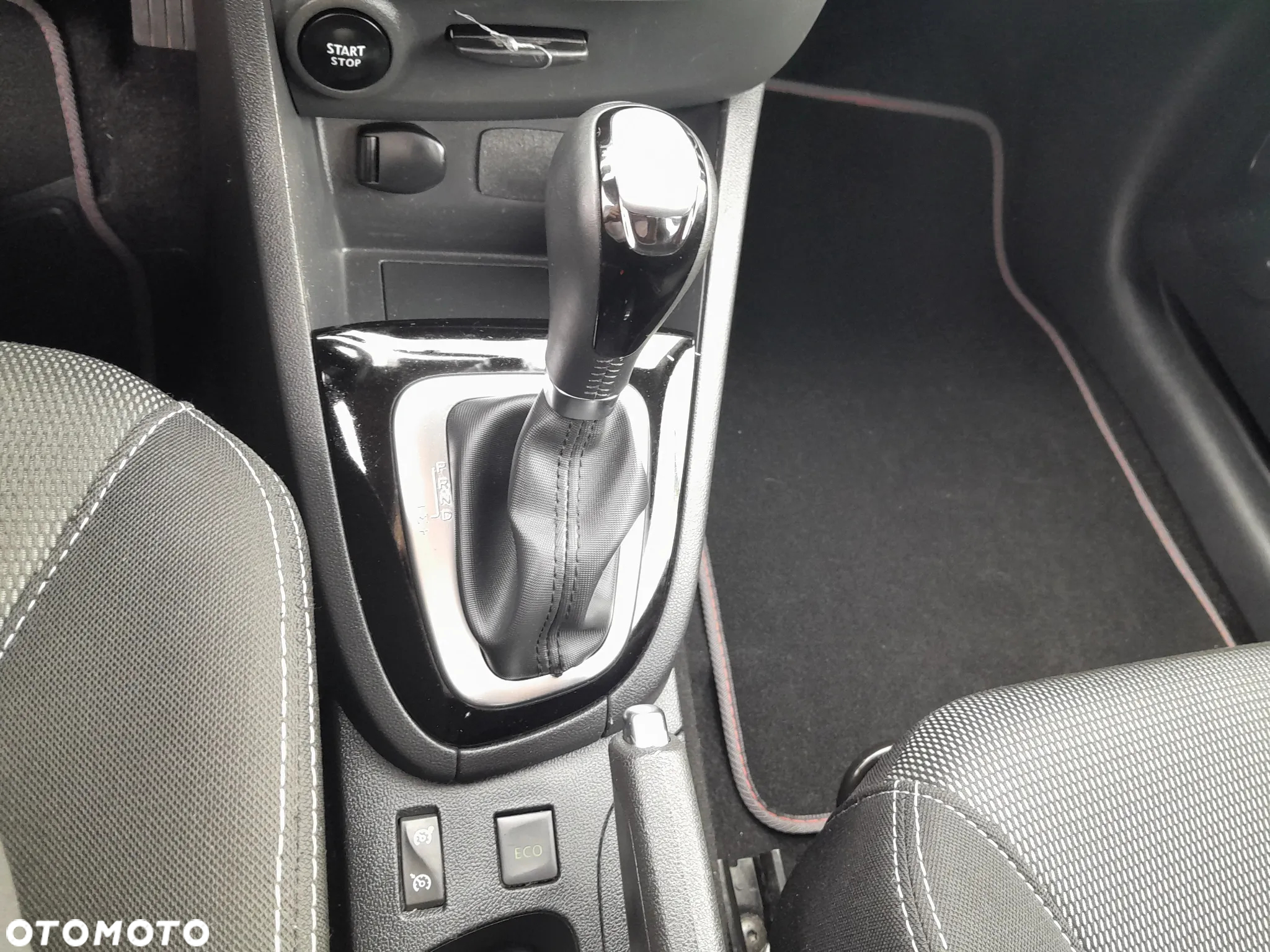 Renault Clio dCi 90 EDC Limited - 20