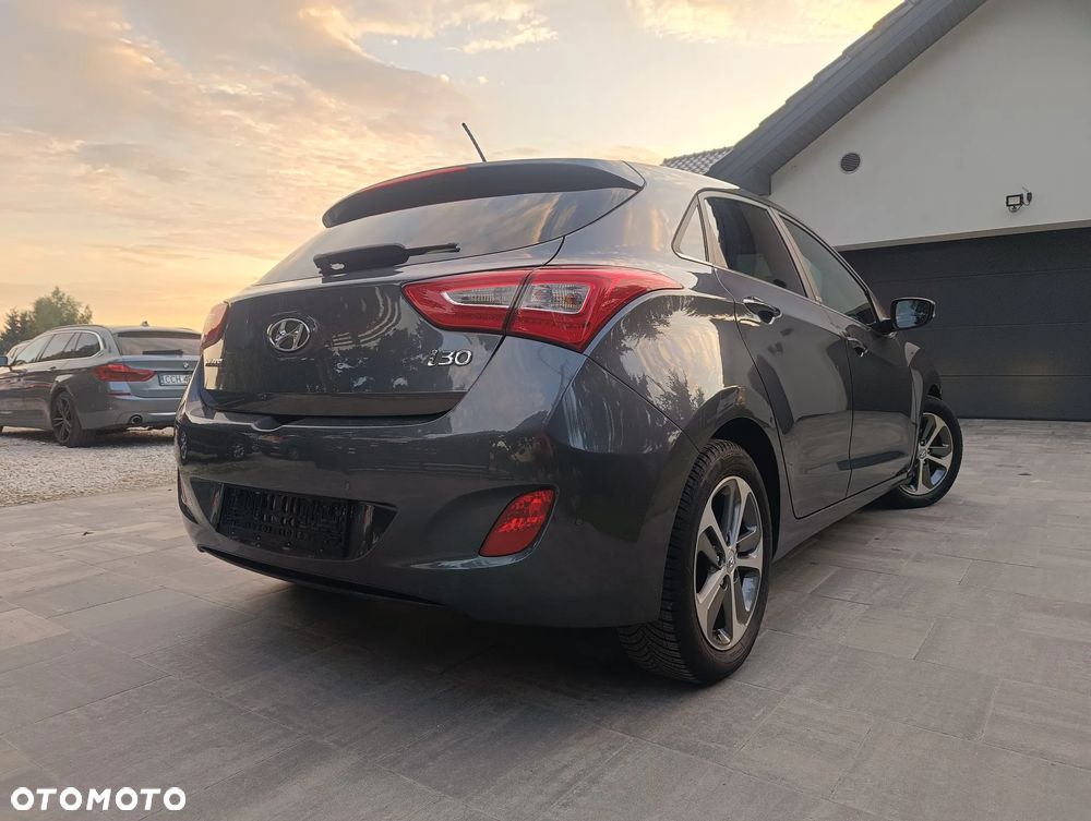 Hyundai i30 1.4 Passion Plus - 5