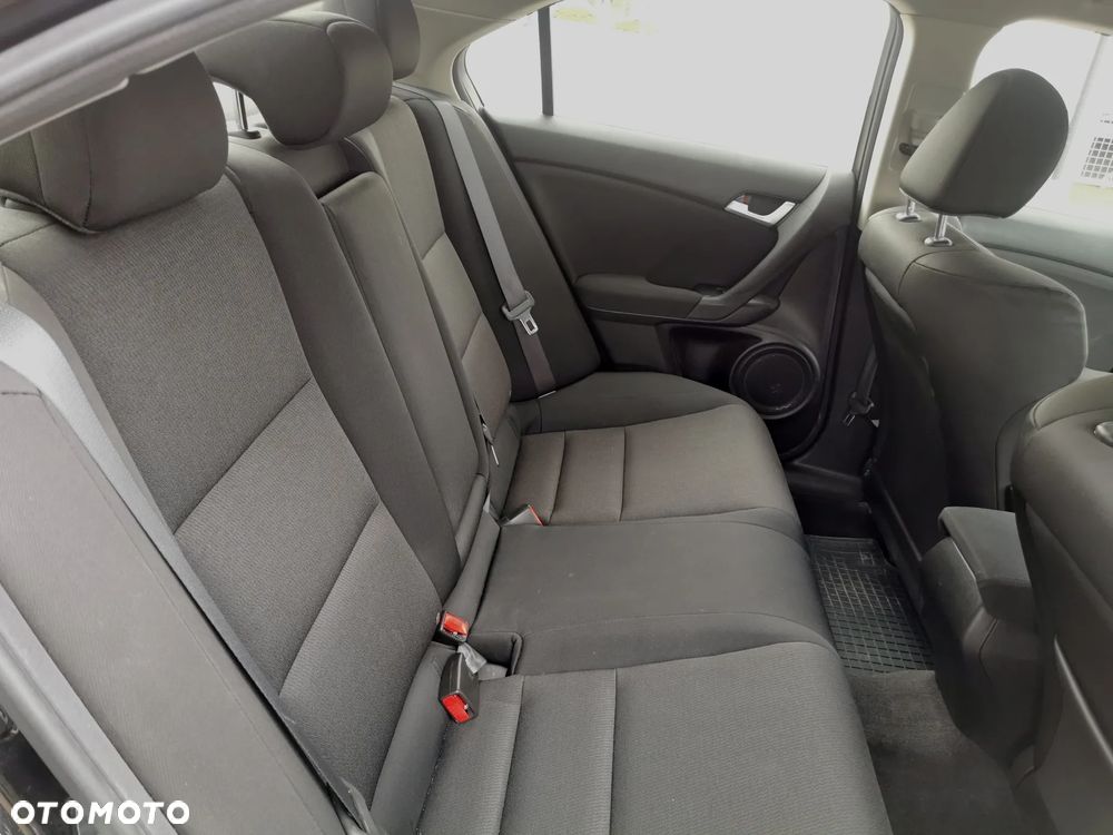 Honda Accord 2.0 Lifestyle - 16