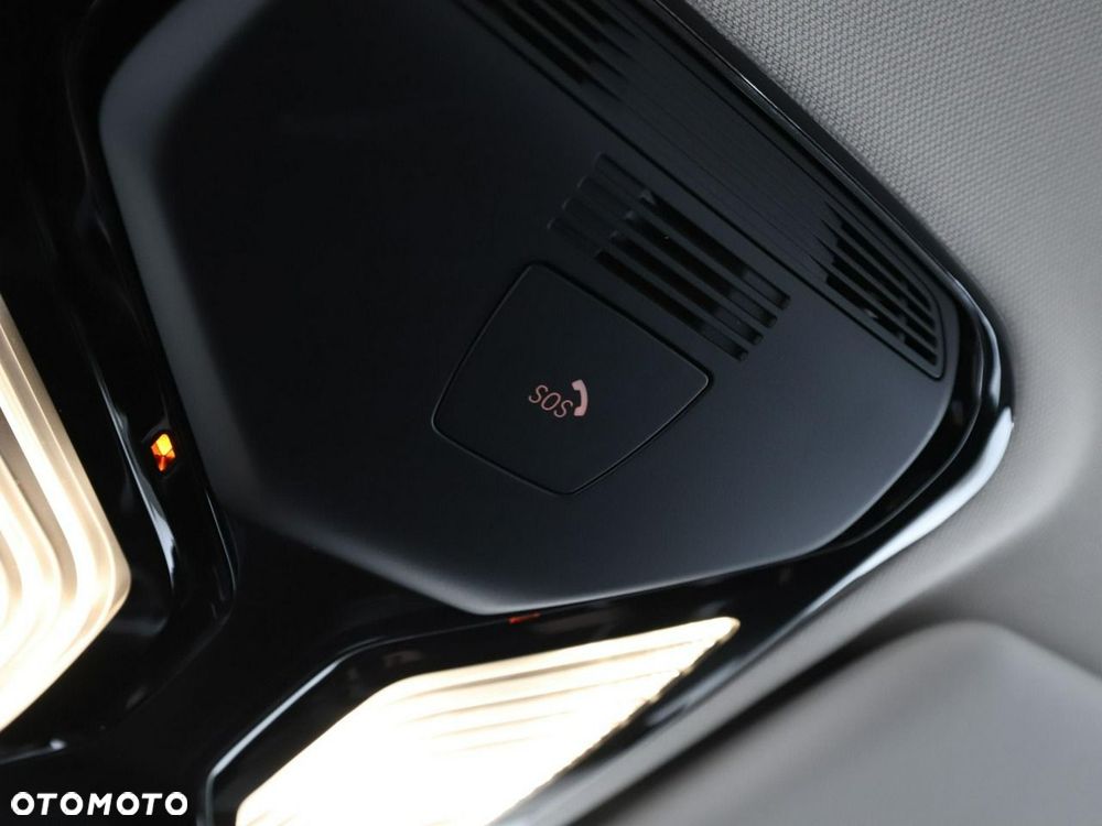 BMW Seria 3 330e PHEV - 40