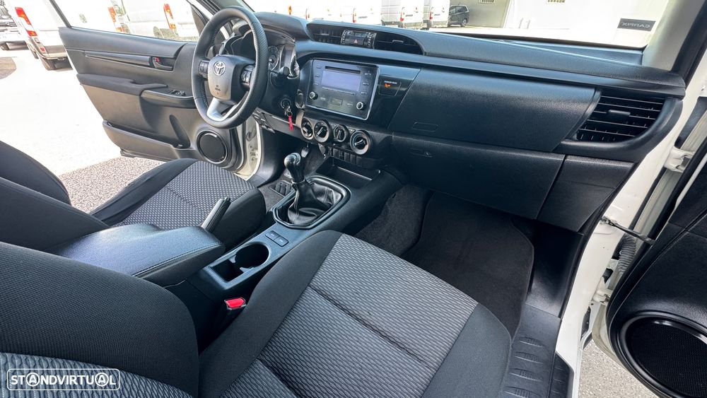 Toyota Hilux 2.4 D-4D 4X4 cabine extra - 18