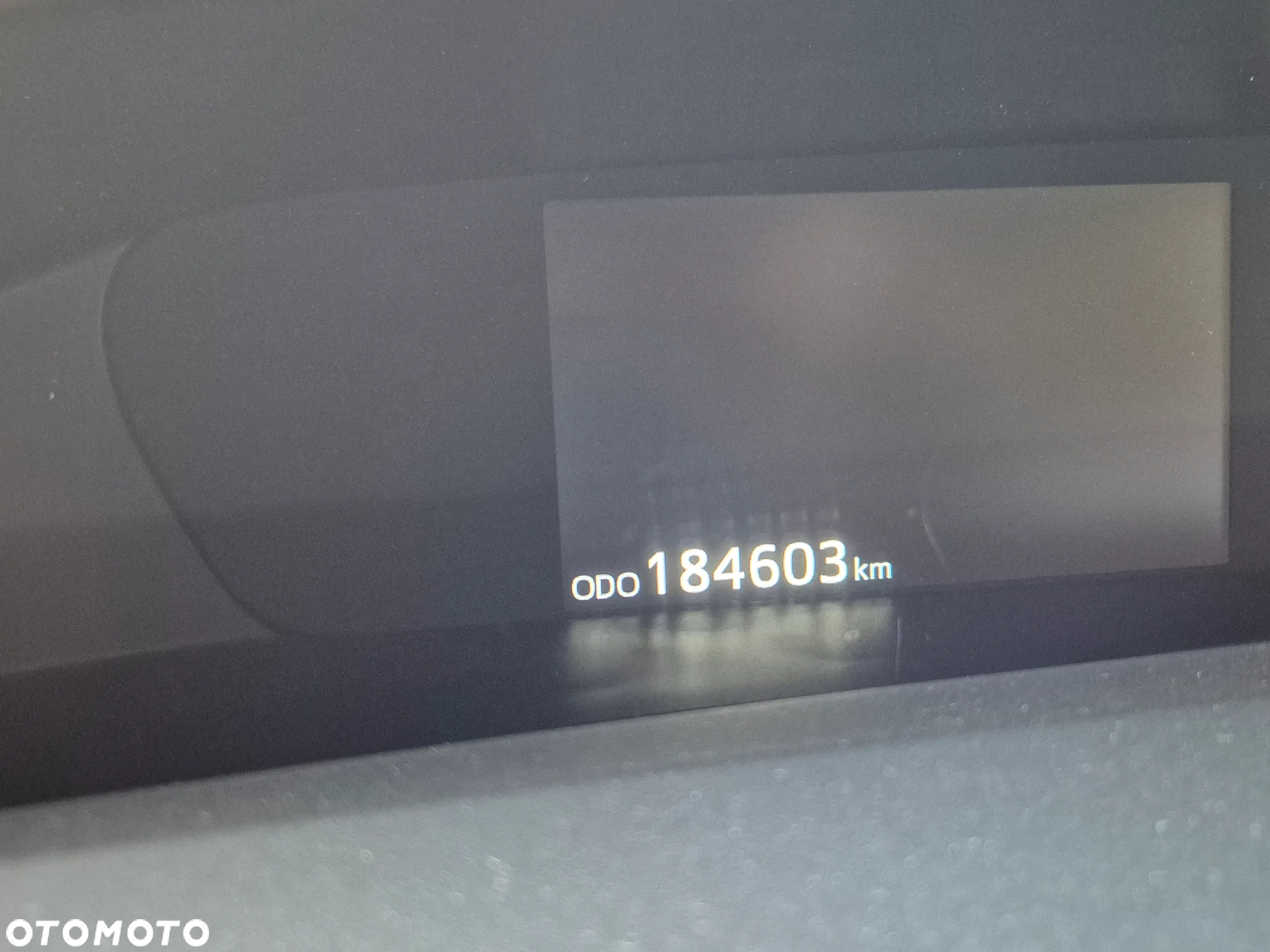 Toyota Prius (Hybrid) - 18