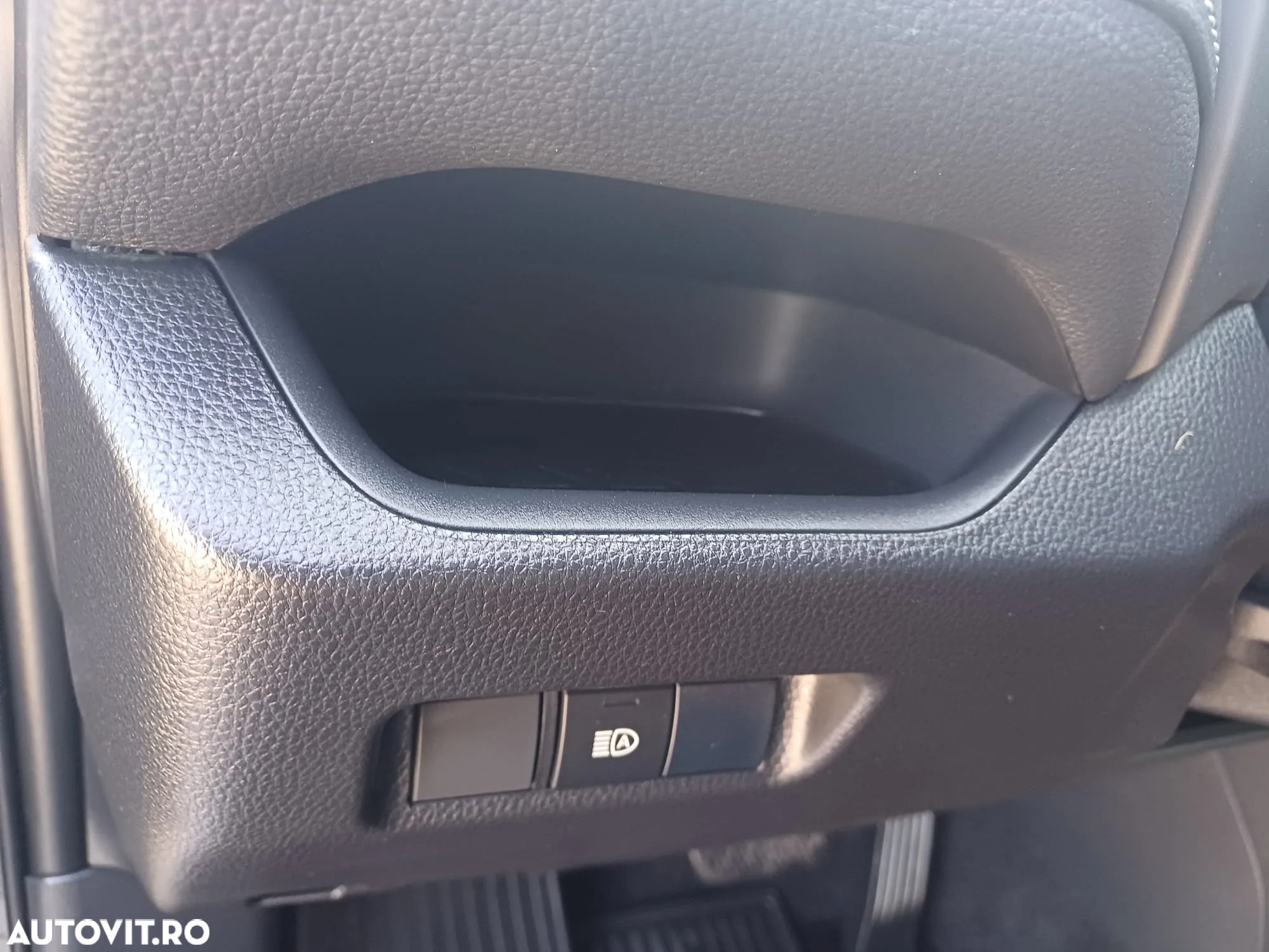 Toyota RAV4 2.5 Hybrid VVT-iE 4x2 Dynamic - 13