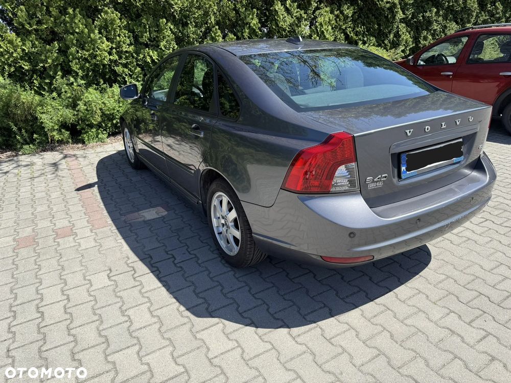 Volvo S40 2.0 - 6