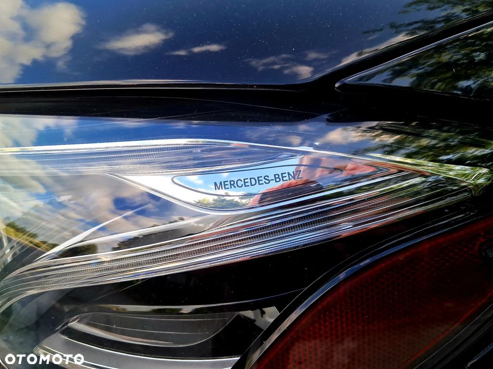 Mercedes-Benz Klasa E 300 9G-TRONIC AMG Line - 18