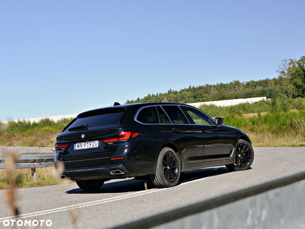 BMW Seria 5 520d Luxury Line sport - 2